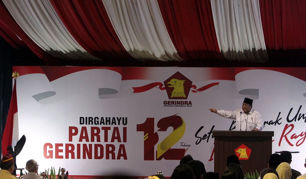Ketua Dewan Pembina Partai Gerindra Prabowo Subianto menyampaikan pengarahan dalam peringatan HUT Ke-12 Partai Gerindra di Kantor DPP Partai Gerindra, Jakarta Selatan, Kamis (6/2/2020). 