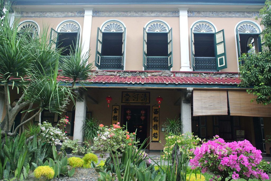 Kediaman Tjong A Fie, Tokoh Kota Medan yang kini dibuka untuk wisata. Bangunan berada di Jalan Kesawan tak jauh dari Lapangan Merdeka.