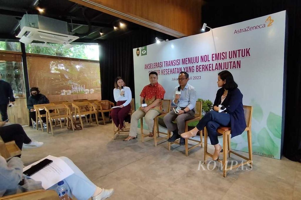 Diskusi media bertajuk "Akselerasi Transisi Menuju Nol Emisi untuk Sektor Kesehatan yang Berkelanjutan", di Jakarta, Senin (17/7/2023).