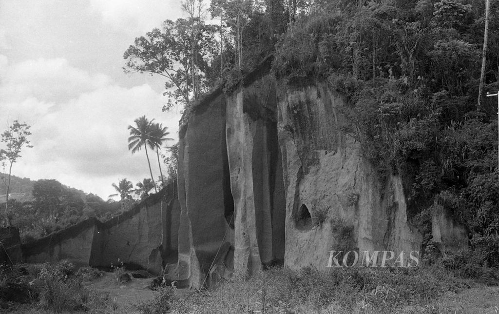 Bunker Peninggalan Jepang di Manado.