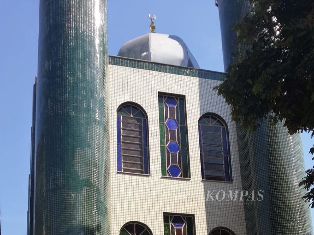 Tampak atas bangunan Mesquita da Luz, masjid di kawasan Tijuca, Rio de Janeiro.