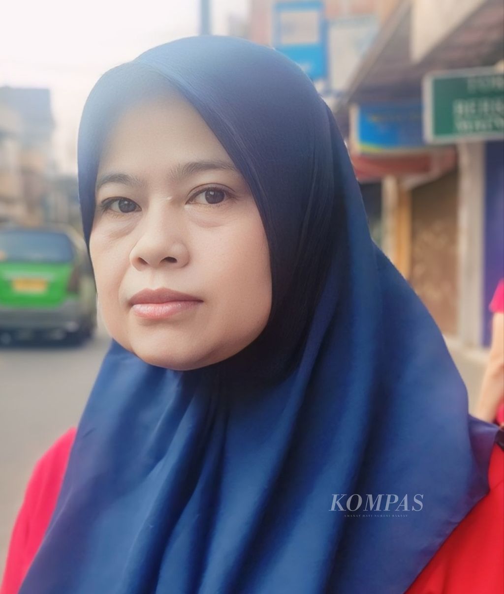 Leila (40), resident of Bogor, West Java