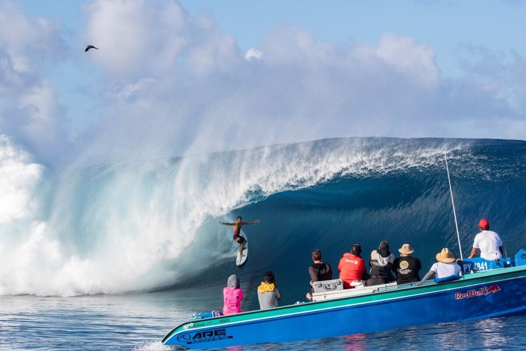 Kauli Vaast menjadi pemenang uji coba Tahitian Surfer, 19 Agustus 2019.