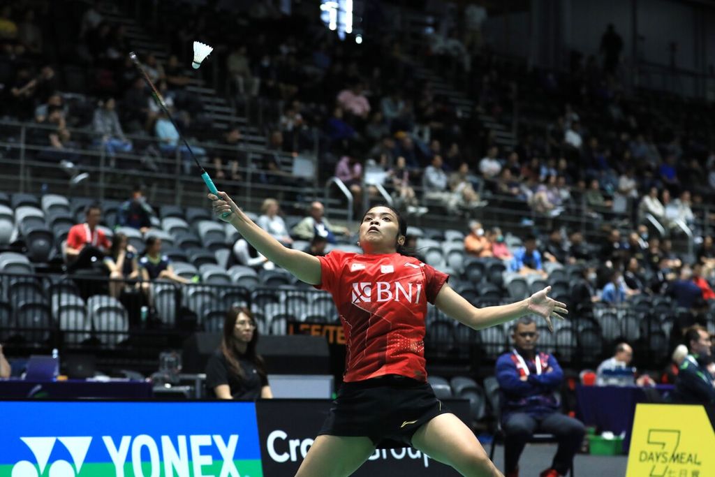 Gregoria Mariska Tunjung lolos ke perempat final turnamen bulu tangkis Australia Terbuka. Pada babak kedua di Sydney Olympic Park, Kamis (17/11/2022), dia mengalahkan Saena Kawakami (Jepang) 21-15, 21-9.