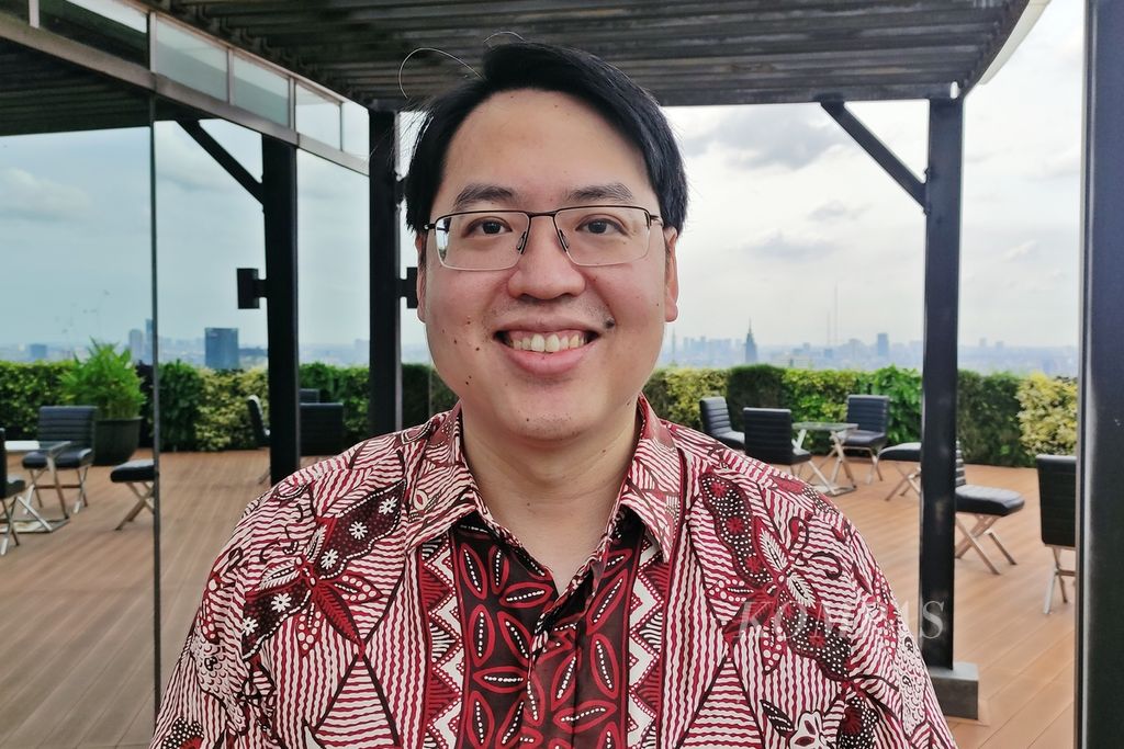 Senior Partner and Managing Partner of McKinsey & Company Indonesia, Khoon Tee Tan, di kantornya, di Jakarta, Senin (31/10/2022).
