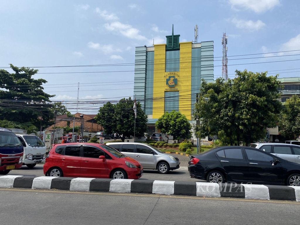 Suasana Rumah Sakit Hermina Banyumanik, Kota Semarang, Jawa Tengah, Sabtu (23/7/2022). Di rumah sakit itu, Rina Wulandari (34), istri anggota TNI, Kopral Dua Muslimin yang ditembak kelompok orang tak dikenal dirawat. 