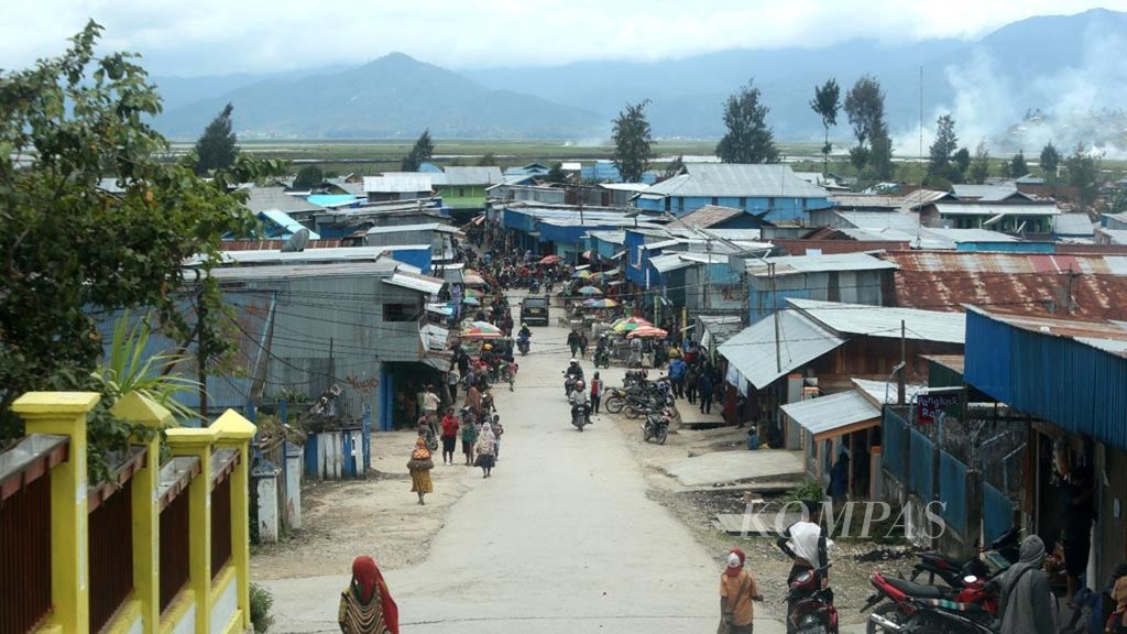 Suasana Kota Paniai di Papua, Maret 2018.