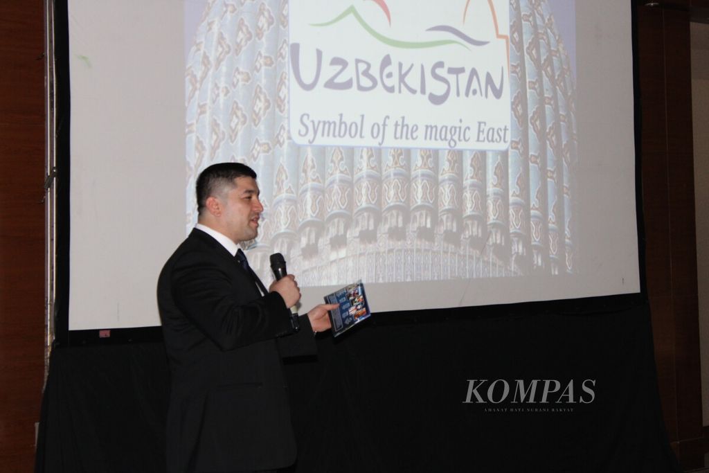 Sosialisasi destinasi wisata religi Uzbekistan dan paket umrah plus uzbekistan 