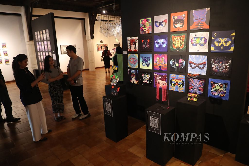 Suasana pameran bertajuk ”Re-Identify” di Bentara Budaya Jakarta, Kamis (13/7/2023). 