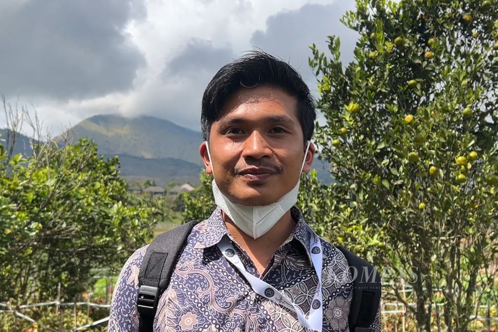 Syarif Hidayat, Ketua Seksi Pengembangan Produk Wisata Kelompok Sadar Wisata Cemara Siwu Sembalun di Sembalun, Senin (5/9/2022).
