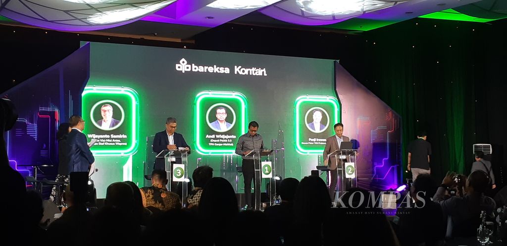 Perwakilan tiga koalisi peserta pilpres tampil dalam debat bertajuk Arah dan Wajah Pasar Modal Indonesia 2024 yang diselenggarakan Kontan dan Bareksa di Jakarta, Kamis (9/11/2023) malam.