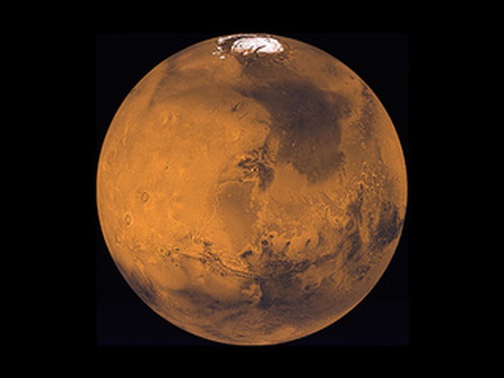 Planet Mars sering disebut sebagai kembaran Bumi. Selain kondisi geologisnya sama, planet ini juga memiliki musim-musim dan sistem tahun yang sama seperti Bumi. Tanggal 26 Desember 2022 adalah hari pertama atau tahun baru yang ke-37 Mars.