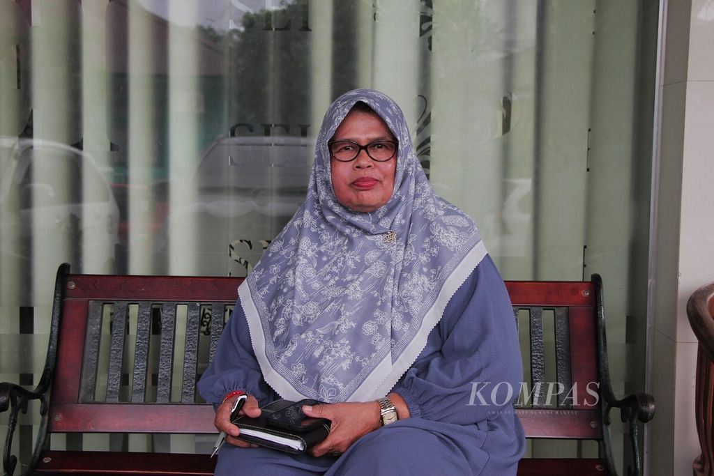 Khuzaimah A.Md, Paralegal Pusat Pelayanan Terpadu Pemberdayaan Perempuan dan Anak (P2TP2A) Aceh Utara dan staf Flower Aceh