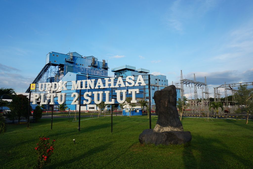 Suasana Pembangkit Listrik Tenaga Uap Sulut 2 atau yang lebih dikenal dengan PLTU Amurang di Minahasa Selatan, Sulawesi Utara, Rabu (27/10/2021).
