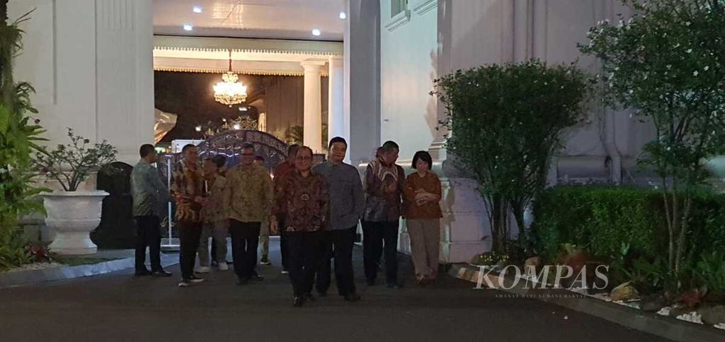Para pemimpin redaksi seusai bertemu Presiden Joko Widodo di Istana Negara, Jakarta, Senin (29/5/2023).