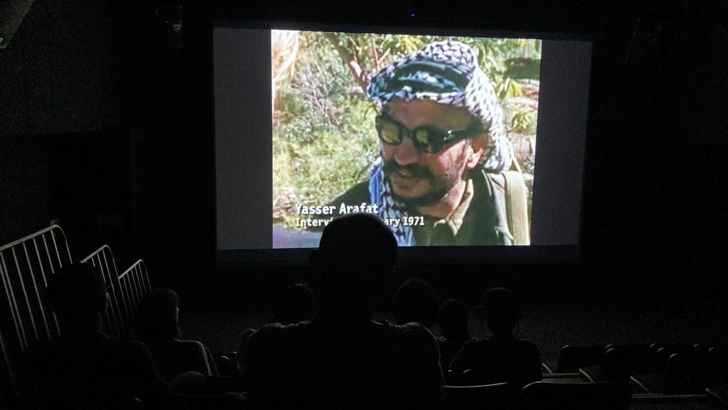 Suasana penayangan film di Kineforum, Taman Ismail Marzuki, Jakarta, pada Rabu (11/10/2023). Ada 75 film yang ditayangkan selama Madani International Film Festival (MIFF) 2023 diselenggarakan pada 7-12 Oktober 2023. Film-film itu berasal dari 26 negara, antara lain Iran, Perancis, Palestina, Filipina, Jepang, Indonesia, dan Austria.