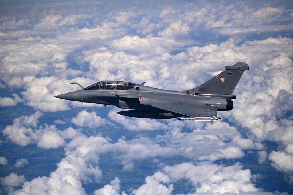 (FILES) In this file photo taken on September 11, 2021 a French twin-engine, canard delta wing, multirole fighter aircraft Rafale flies in the air. – The United Arab Emirates has signed a deal for 80 French-made Rafale fighter jets, the biggest international order ever made for the warplanes, officials said on December 3, 2021 during a visit by French President Emmanuel Macron. 