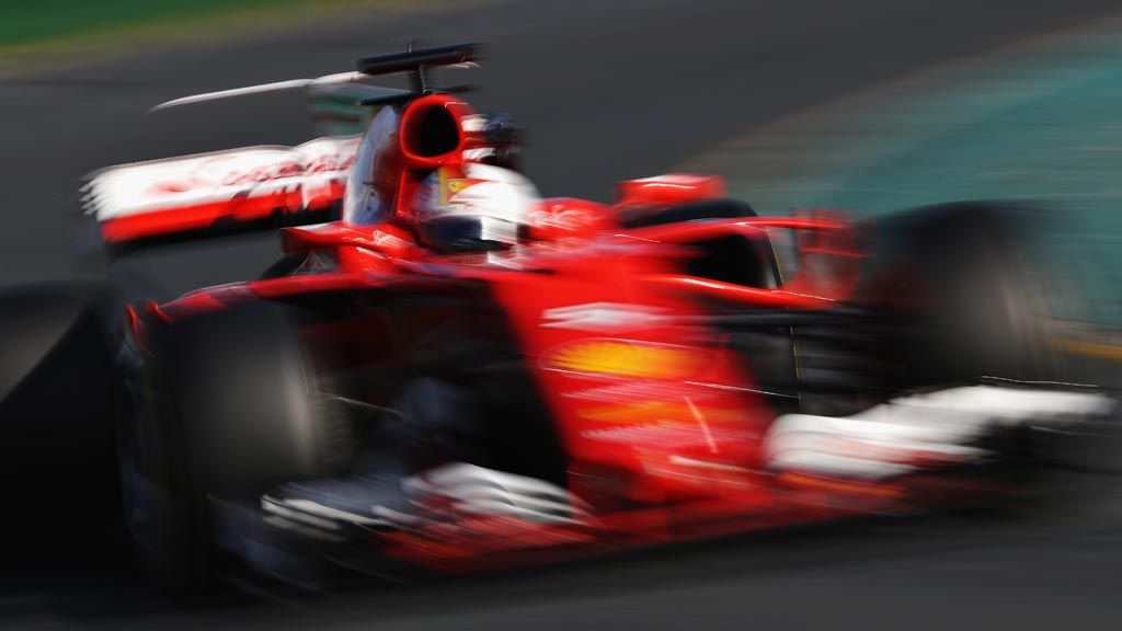 Pebalap Ferrari, Sebastian Vettel, melaju dan menjadi pemenang di seri pembuka balapan Formula 1 musim 2017 di Melbourne, Australia, Minggu (26/3). Kemenangan ini menghidupkan harapan balapan F1 musim ini lebih menarik karena Ferrari bisa menyaingi dominasi Mercedes.