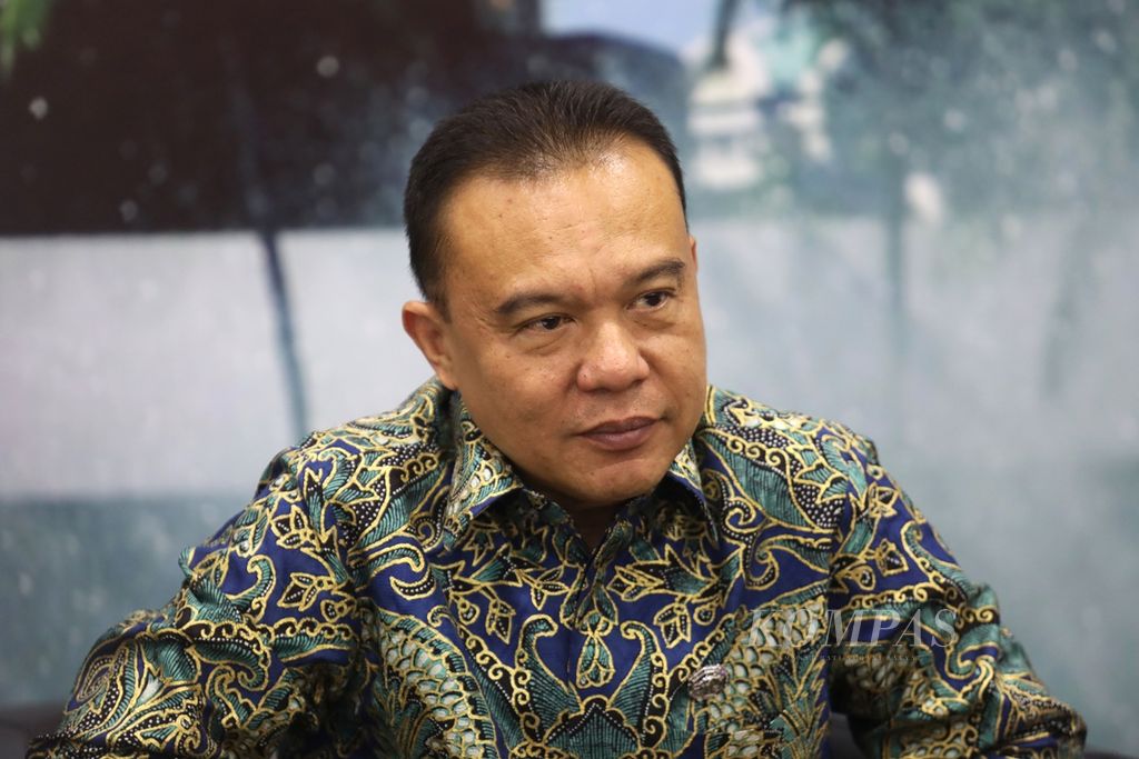 Sufmi Dasco AhmadWakil Ketua DPR 2019-2024