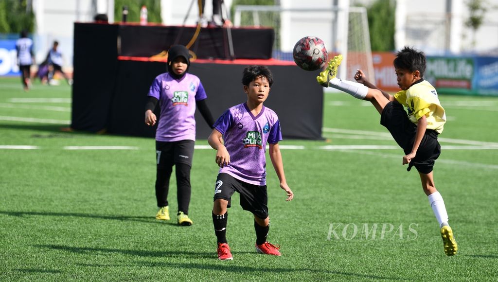 Turnamen yang akan berlangsung hingga MInggu (17/12/2023) tersebut diikuti 478 anak usia dini dengan rincian 324 pemain putri dan 154 pemain putra yang berasal dari Kudus dan Jepara, Jawa Tengah.