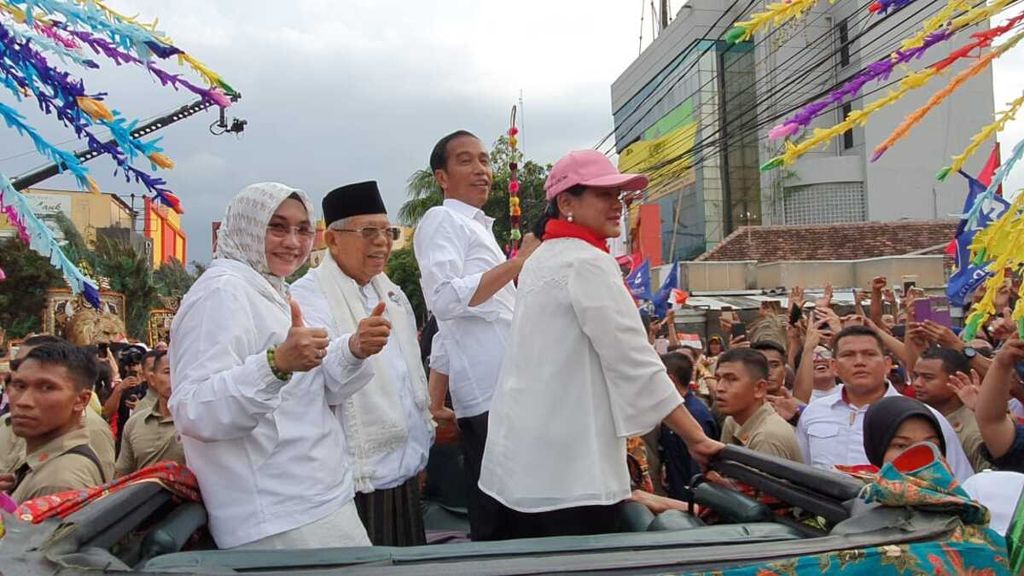 Calon presiden-wakil presiden nomor urut 01, Joko Widodo-Ma'ruf Amin, di Tangerang, Minggu (7/4/2019).