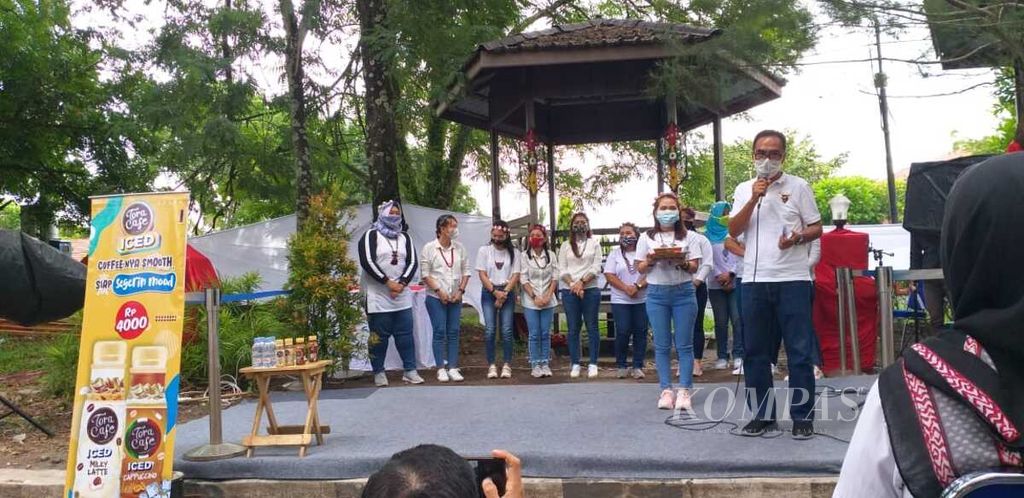 Pegawai Dinas Perpustakaan Daerah dan Arsip Kalimantan Tengah membuat kegiatan Inovasi Literasi di Palangkaraya. Kegiatan ini berlangsung pada Rabu sampai Jumat (16-18/12/2020).
