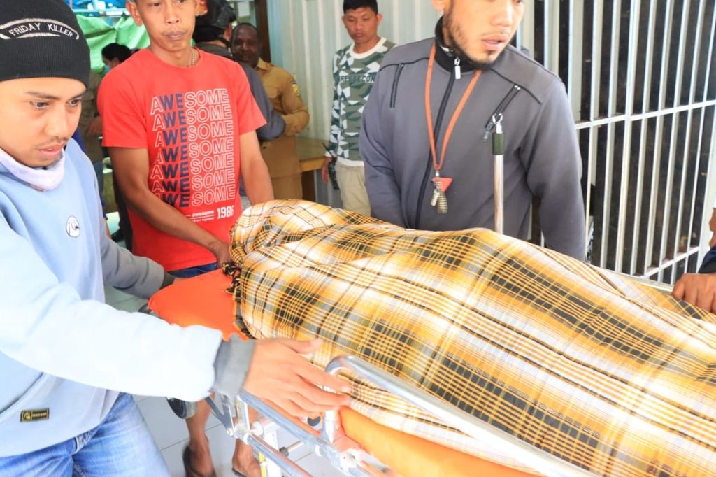 Seorang warga yang berprofesi sebagai pengojek sepeda motor tewas akibat serangan kelompok kriminal bersenjata di Kabupaten Puncak, Papua Tengah, Rabu (22/3/2023).