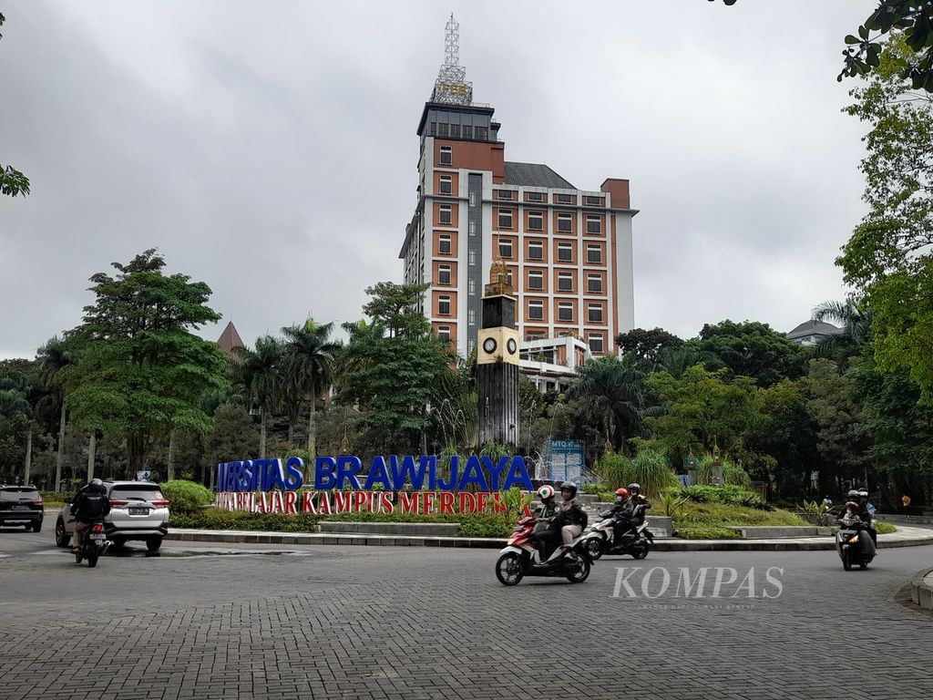 Suasana Kampus Universitas Brawijaya di Kota Malang, Jawa Timur, Senin (27/6/2022).