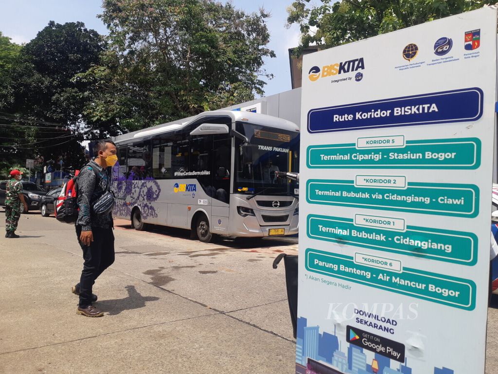 Layanan transportasi publik melalui skema <i>buy the service </i>di Kota Bogor bertambah untuk melayani antusiasme warga. Ada 13 bus di Koridor 2 Terminal Bubulak-Cidangiang-Ciawi dan 15 bus di Koridor 1 Terminal Bubulak-Cidangiang mulai beroperasi, Rabu (15/12/2021).