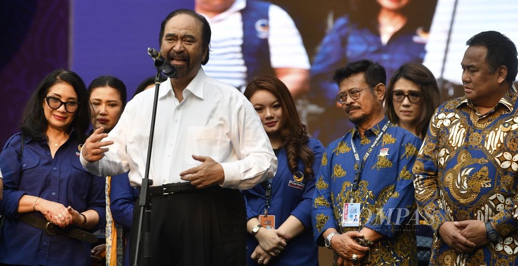 Ketua Umum Partai Nasdem Surya Paloh berbicara kepada para peserta Kongres II Partai Nasdem yang berlangsung di JIExpo Kemayoran, Jakarta, Minggu (10/11/2019). 