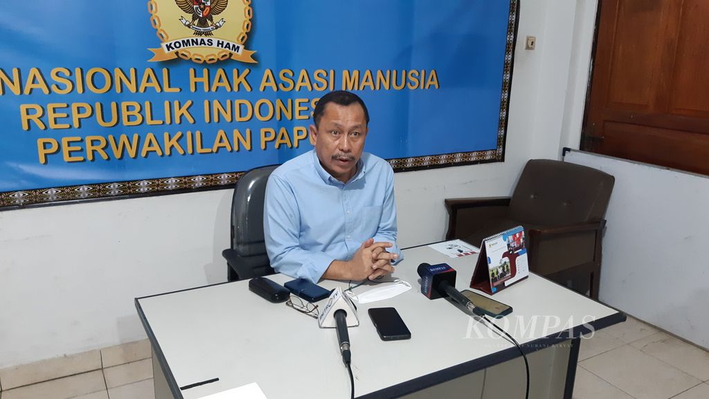 Ketua Komisi Nasional Hak Asasi Manusia Ahmad Taufan Damanik di Kota Jayapura, Papua, pada Kamis (29/9/2022).