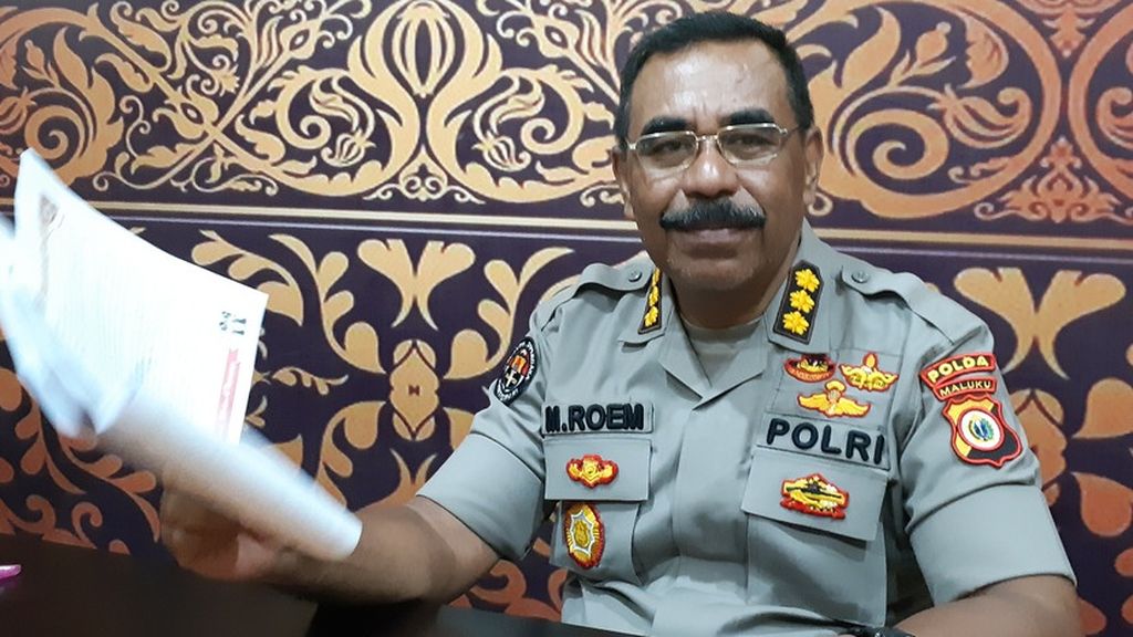  Kabid Humas Polda Maluku Komisaris Besar M Roem Ohoirat