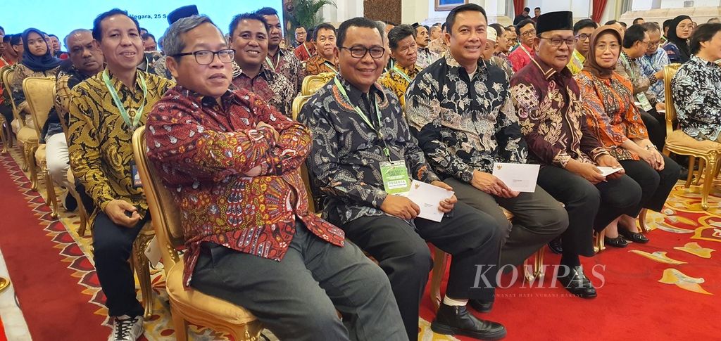 Ketua dan anggota Dewan Pers menghadiri pembukaan Kongres XXV PWI di Istana Negara, Jakarta, Senin (25/9/2023).