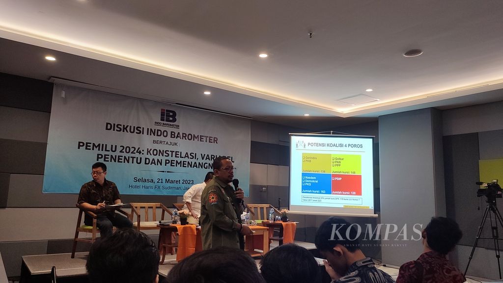 Direktur Eksekutif Indo Barometer M Qodari dalam diskusi bertajuk "Pemilu 2024: Konstelasi, Variabel Penentu dan Pemenangnya", Selasa (21/3/2023), di Jakarta. 