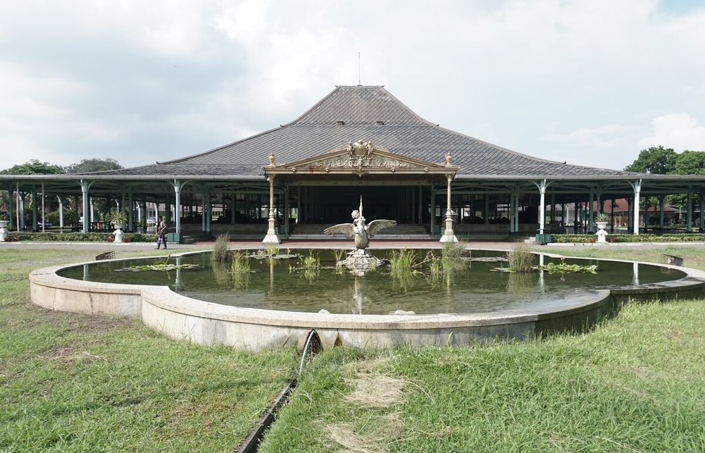 Pura Mangkunegaran, Solo, Jawa Tengah, Kamis (13/2/2020).