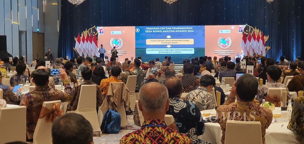 Wakil Presiden Ma'ruf Amin berpesan supaya kualitas SDM di desa terus dikuatkan dalam penyerahan CSR dan Pengembangan Desa Berkelanjutan Awards 2024 di Jakarta, Selasa (7/5/2024).