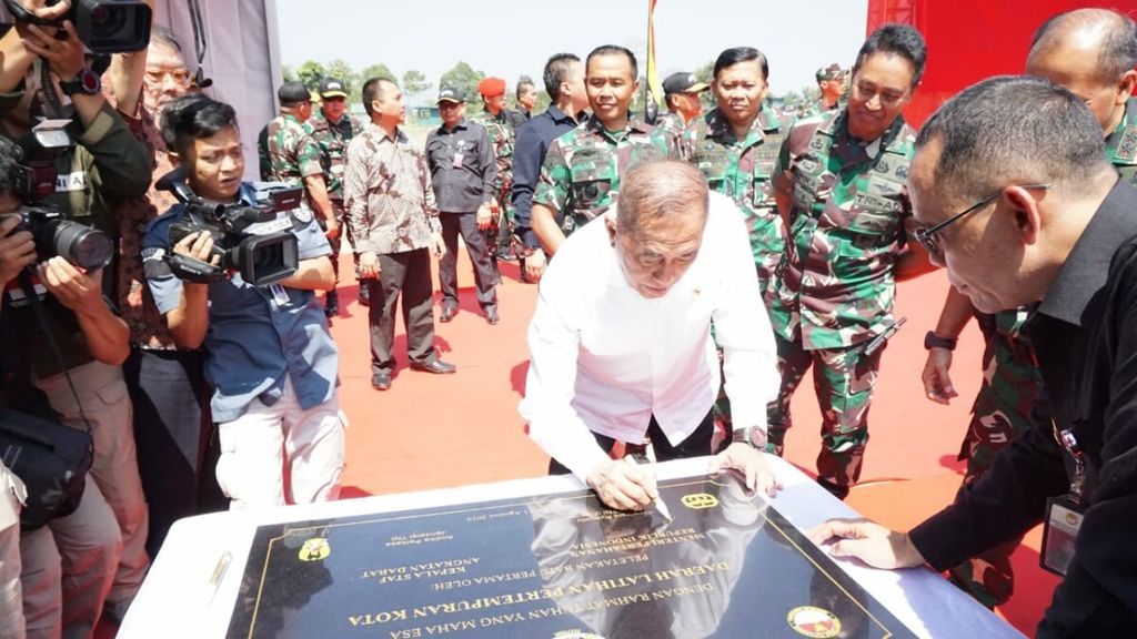 Peresmian peletakkan batu pertama pembangunan fasilitas pertempuran kota pasukan khusus TNI di Batujajar Bandung Barat 