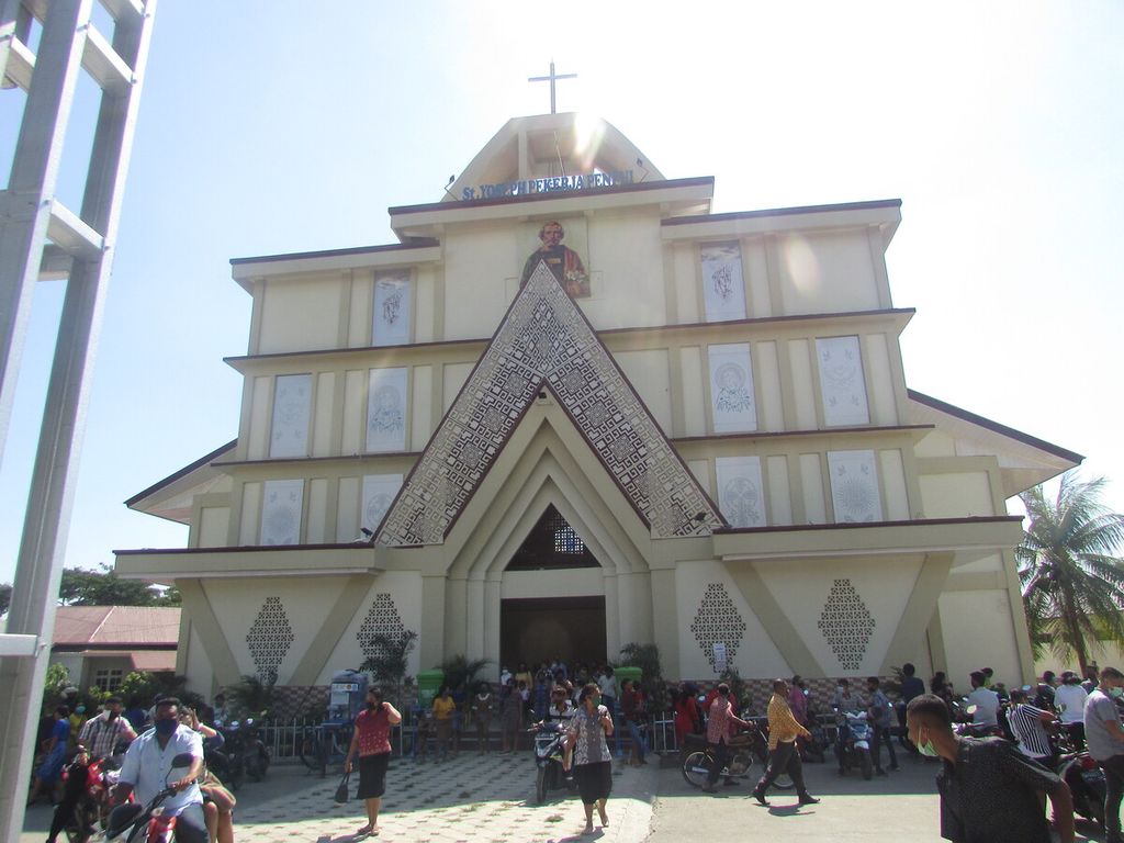 Gereja Katolik Santo Yoseph Pekerja Penfui, Kupang, Juli 2020. 