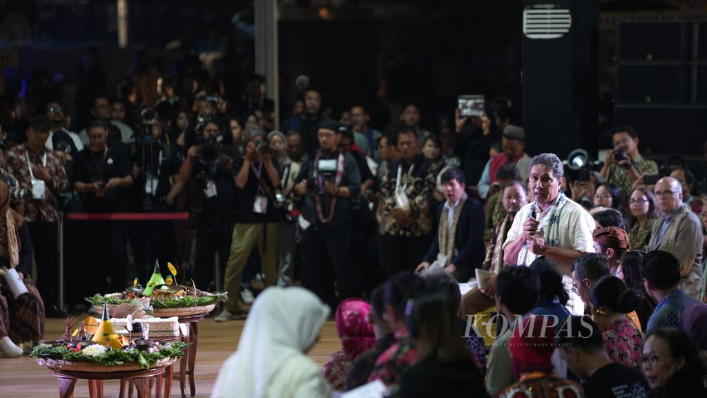 Direktur Jenderal Kebudayaan Kemdikbudristek RI, Hilmar Farid memberikan sambutan dalam Pembukaan Pekan Kebudayaan Nasional (PKN) 2023 di Galeri Nasional, Jakarta Pusat, Jumat (20/10/2023). 