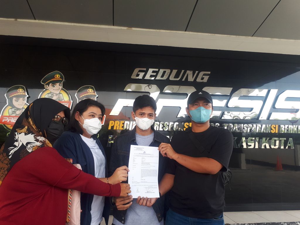 Korban penipuan investasi bodong melaporkan pelaku ke Polres Metro Bekasi Kota, Bekasi, Jawa Barat, Sabtu (6/5/2023).
