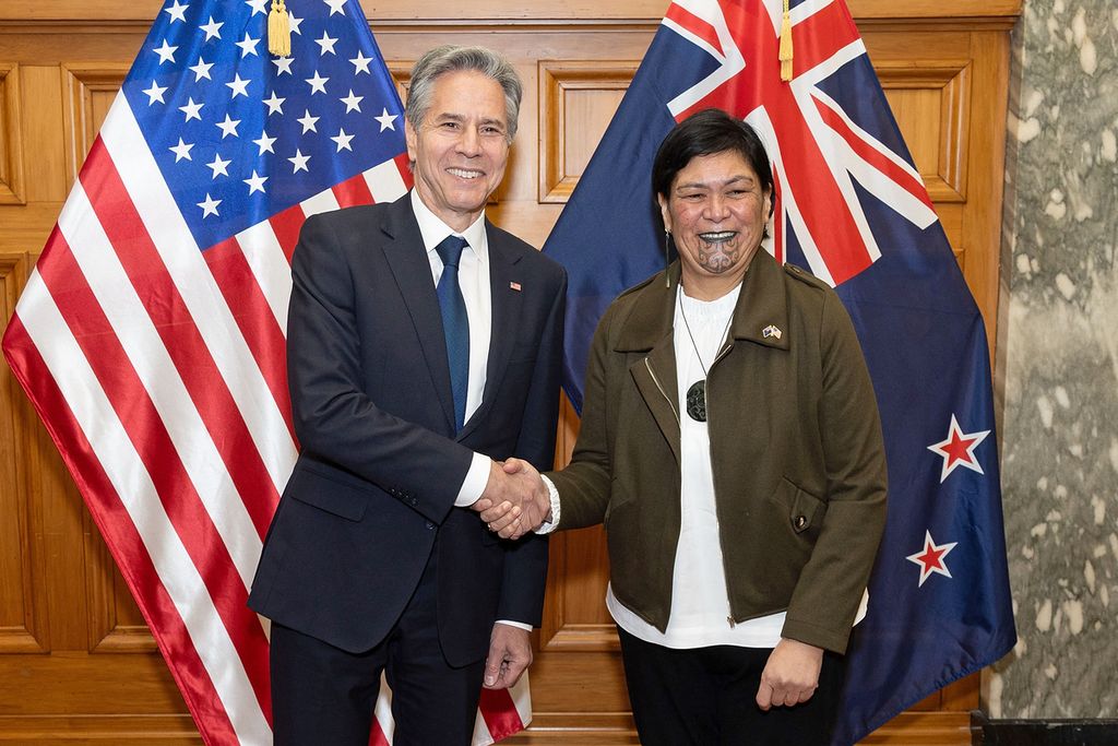 Menteri Luar Negeri Selandia Baru Nanaia Mahuta  menerima Menlu Amerika Serikat Antony Blinken, Kamis (27/7/2023) di Selandia Baru. Mereka antara lain membahas sikap Selandia Baru soal AUKUS. 
