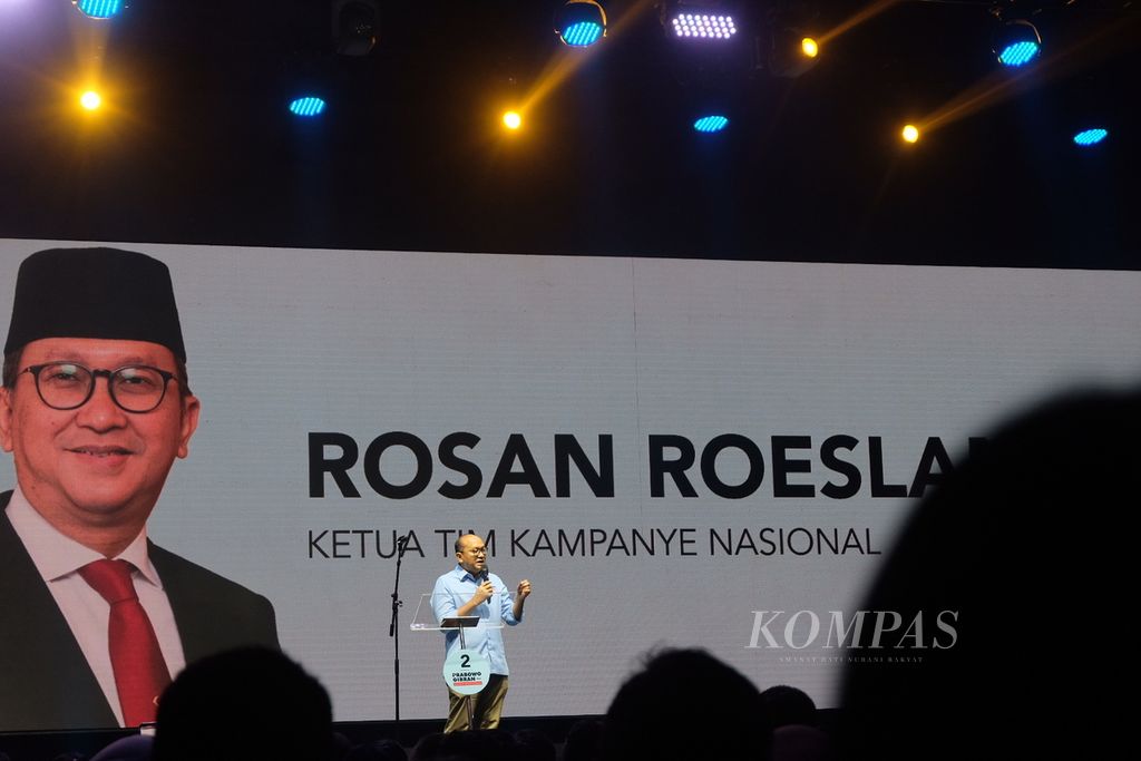 Ketua Tim Kampanye Nasional Prabowo-Gibran Rosan Perkasa Roeslani saat menghadiri peresmian Tim Kampanye Daerah Prabowo-Gibran Jawa Barat di Kota Bandung, Sabtu (25/11/2023).