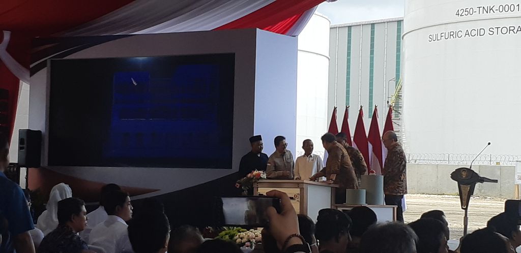 Menko Perekonomian Airlangga Hartarto saat peresmian operasi smelter<i></i>PT Freeport Indonesia di Gresik, Jatim, Kamis (27/6/2024). 