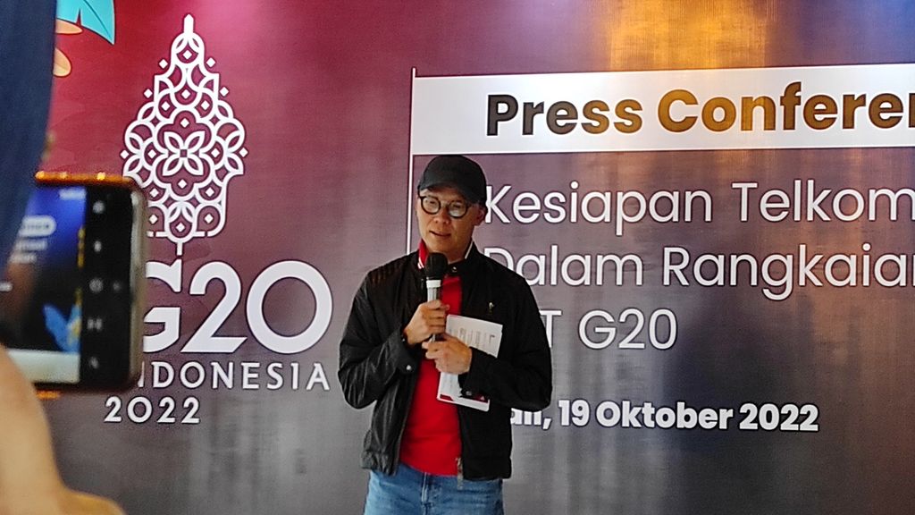 Direktur Jaringan Telkomsel Nugroho saat konferensi pers Kesiapan Telkomsel dalam Rangkaian Kegiatan Pertemuan Presidensi G20, Rabu (19/10/2022), di Badung, Bali.