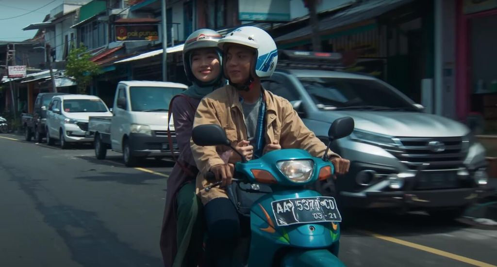 Cuplikan adegan film <i>Seni Memahami Kekasih</i> (2024) yang disutradarai Jeihan Angga 