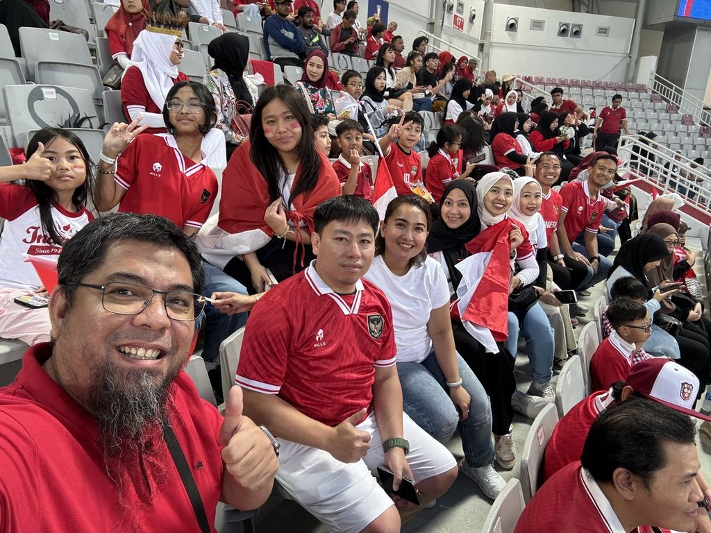 Suasana di dalam stadion saat pertandingan Indonesia vs Jordania.