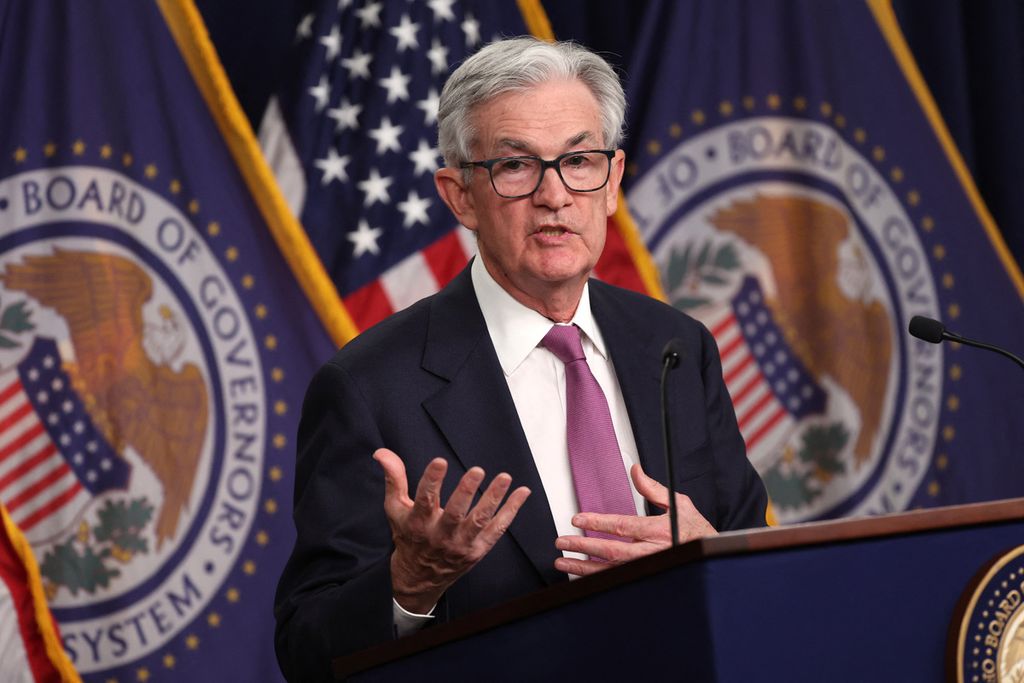 Federal Reserve Board Chairman Jerome Powell pada konferensi pers di Washington DC, AS, 1 Februari, 2023 (Photo by Kevin Dietsch / GETTY IMAGES NORTH AMERICA / Getty Images via AFP)