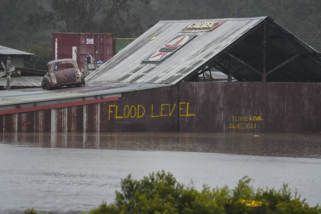 Banjir di Londonderry, salah satu suburban Sydney, Australia pada hari Senin (4/7/2022).    