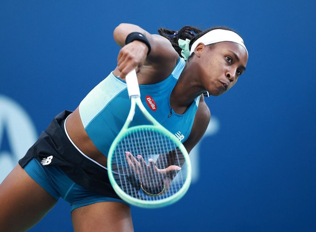 Coco Gauff saat bertanding melawan Diana Shnaider pada WTA 1000 Kanada di Stadion Sobeys, Toronto, 9 Agustus 2024. Gauff yang gagal meraih medali di Olimpiade Paris 2024 akan berupaya mempertahankan gelar Amerika Serikat Terbuka tahun ini.