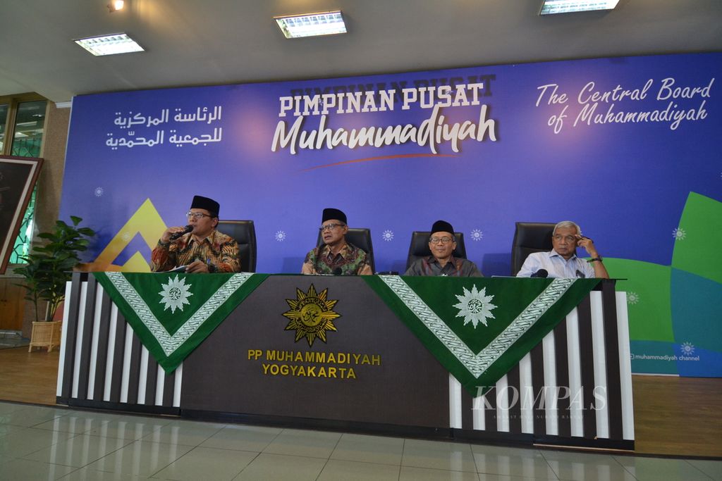 Suasana jumpa pers yang digelar Pimpinan Pusat (PP) Muhammadiyah di Kantor PP Muhammadiyah, Yogyakarta, Sabtu (20/1/2024). Dalam acara itu, PP Muhammadiyah mengumumkan penetapan hasil hisab Ramadhan, Syawal, dan Zulhijah 1445 Hijriah.